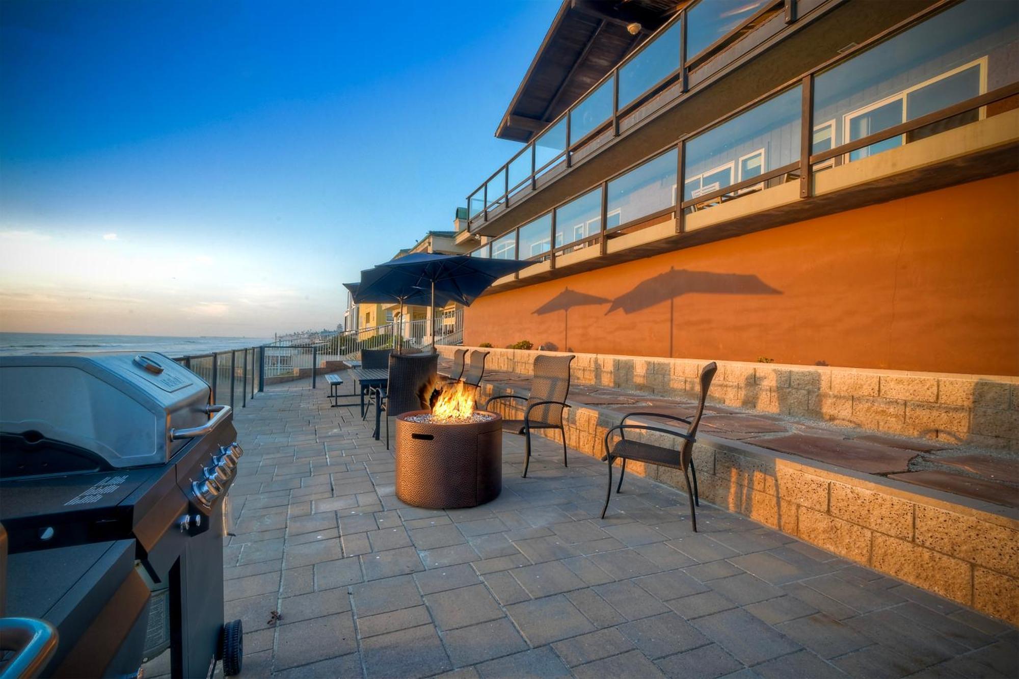 Appartement Oceanfront Getaway Ocean Views Fire Pit Bbq Beach Access à Carlsbad Extérieur photo