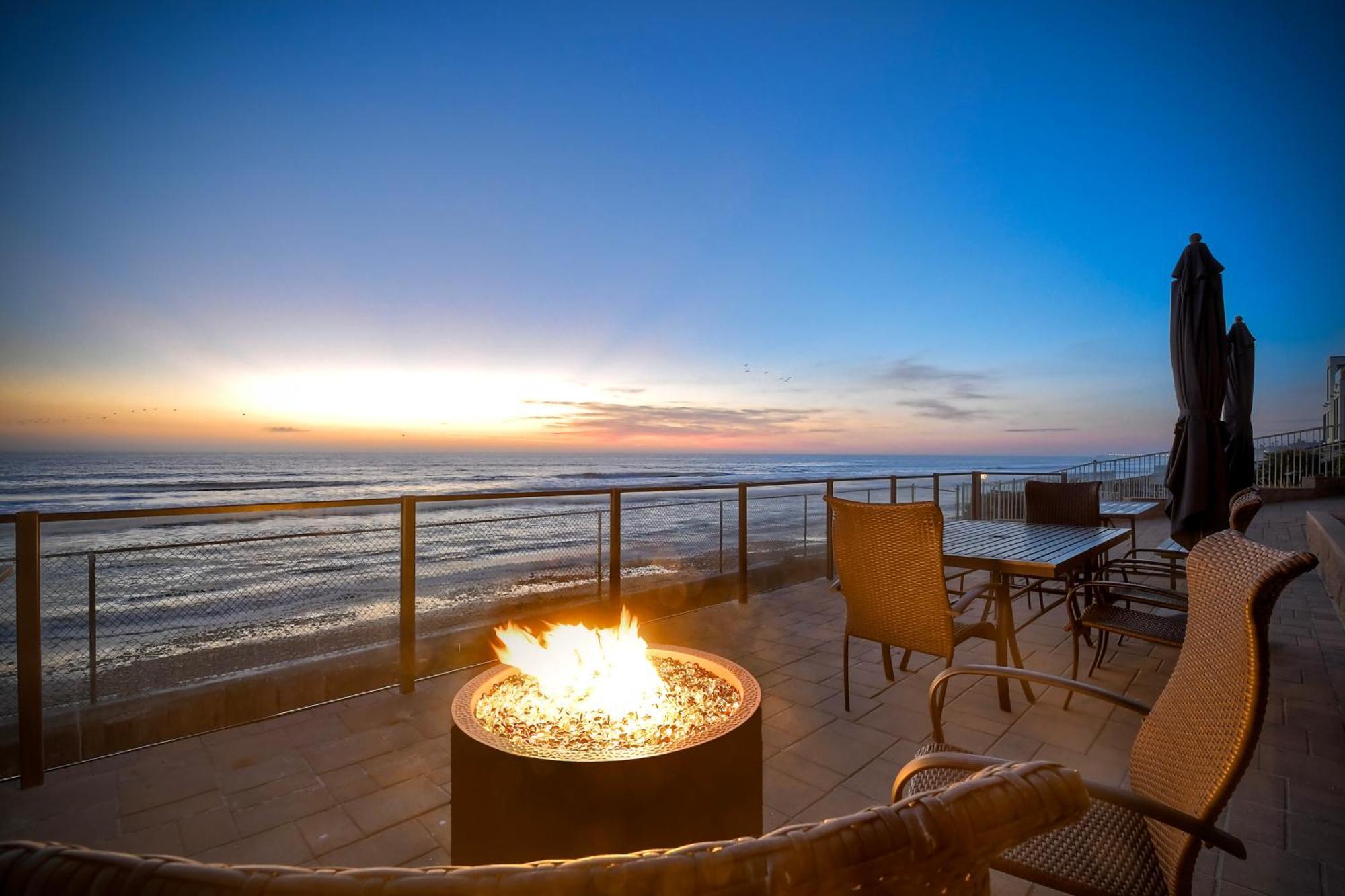 Appartement Oceanfront Getaway Ocean Views Fire Pit Bbq Beach Access à Carlsbad Extérieur photo